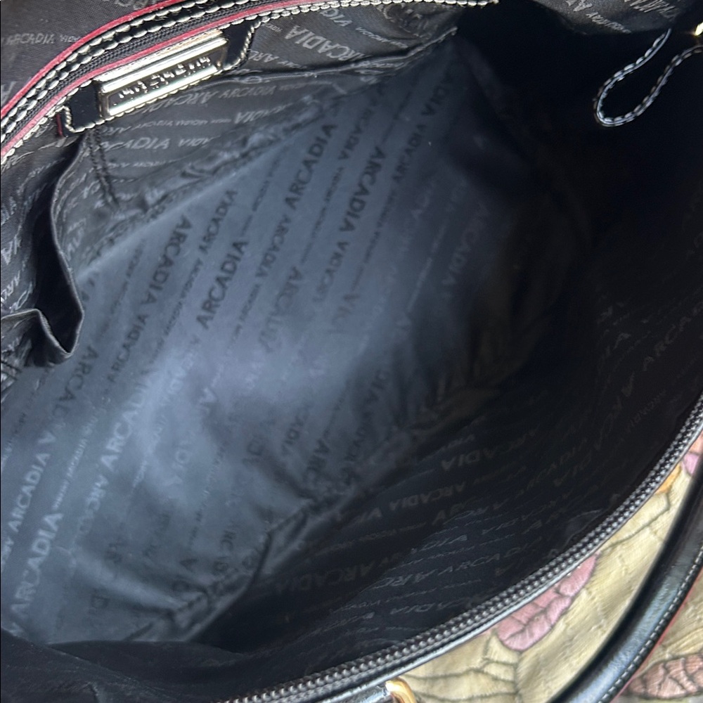 ARCADIA MADE IN ITALY PATENT LEATHER SATCHEL HAND BAG - Picture 8 of 9